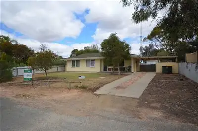 Second view of Homely house listing, 5 Edwards Avenue, Pinnaroo SA 5304
