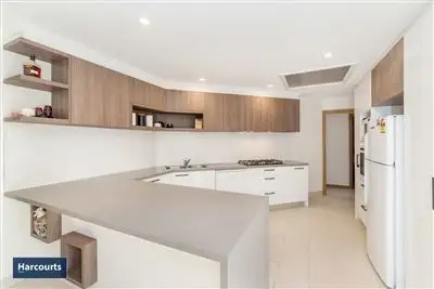 301 Wilsons Road, St Albans Park VIC 3219