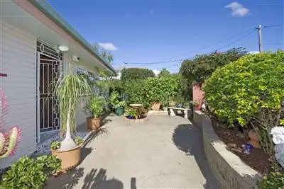 Second view of Homely house listing, 118 Buena Vista Avenue, Coorparoo QLD 4151