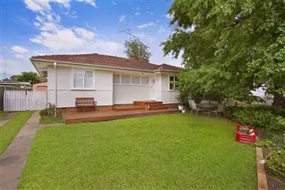 6 & 6A Reynolds Avenue, Richmond NSW 2753