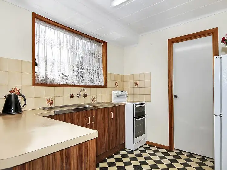 Third view of Homely house listing, 5 Shay Court, Huntfield Heights SA 5163
