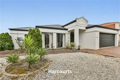 54 Littlecroft Ave, Narre Warren South VIC 3805