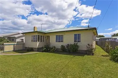 9 Torrens Street, Mayfield TAS 7248