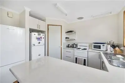 Fifth view of Homely villa listing, 2/32 Lord Street, Sandy Bay TAS 7005