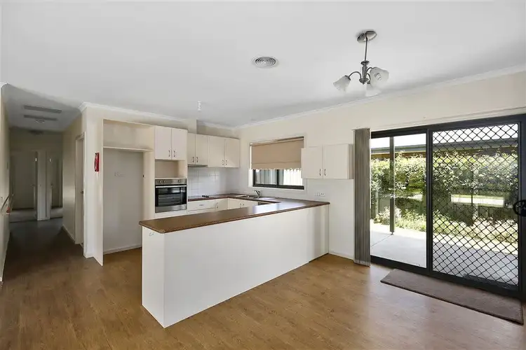 Third view of Homely unit listing, 4/17 Shamrock Street, Alexandra VIC 3714