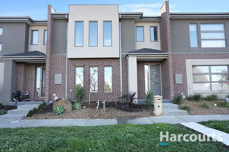 Main view of Homely townhouse listing, 11 Allumba Way, Wollert VIC 3750