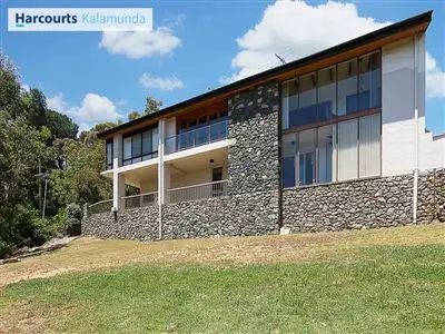 2 Faye Crescent, Gooseberry Hill WA 6076