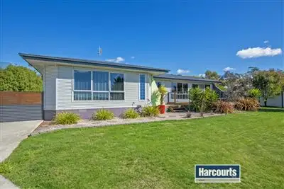Second view of Homely house listing, 8 Seabreeze Avenue, Sulphur Creek TAS 7316