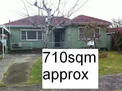 1 Mallawa Street, Clayton South VIC 3169