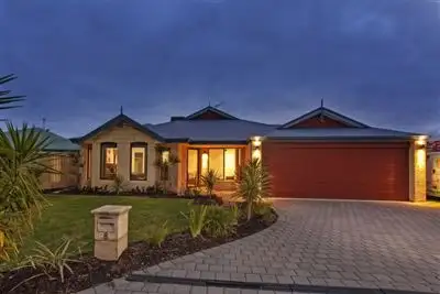 8 Kawoor Mews, Bertram WA 6167