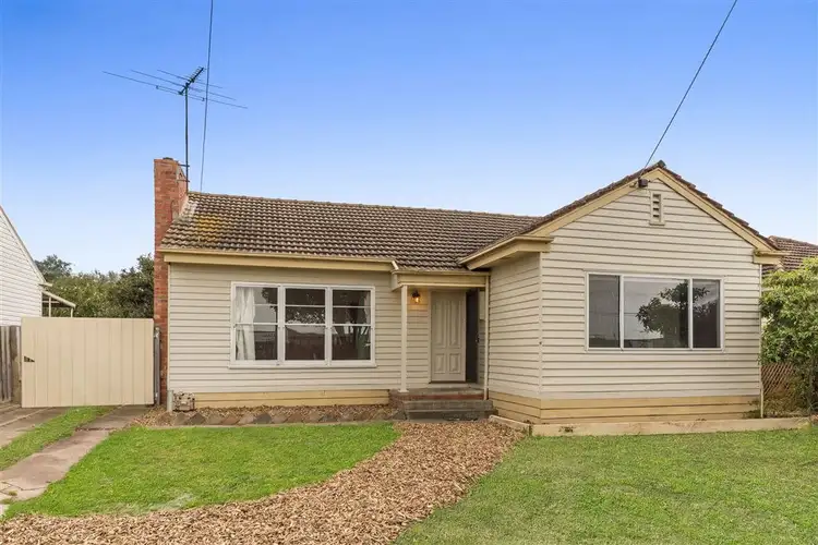 84 Vines Road, Hamlyn Heights VIC 3215