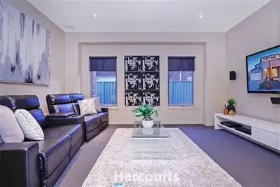 Fifth view of Homely house listing, 2 Devonia Street, Pakenham VIC 3810