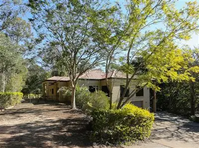 26 Helen-Louise Court, Buccan QLD 4207