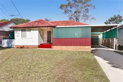 18 Samoa Place, Lethbridge Park NSW 2770