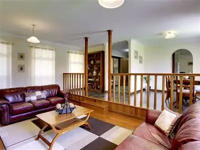 1 Fae Court, Paradise SA