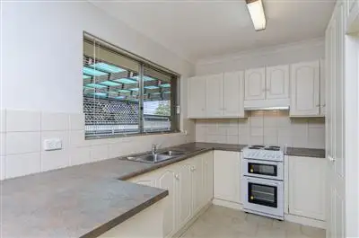 Fifth view of Homely house listing, 4 Greengate Grove, Hackham SA 5163