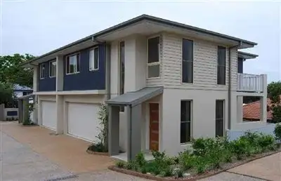 Main view of Homely townhouse listing, 8/4 Locke Street, Southport QLD 4215
