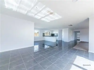 Sixth view of Homely house listing, 20 Buscombe Crescent, Drouin VIC 3818