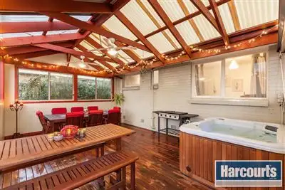 5 Helpmann Street, Wantirna South VIC 3152