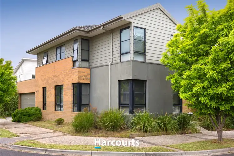 Second view of Homely house listing, 8 Harlesden Circuit, Pakenham VIC 3810