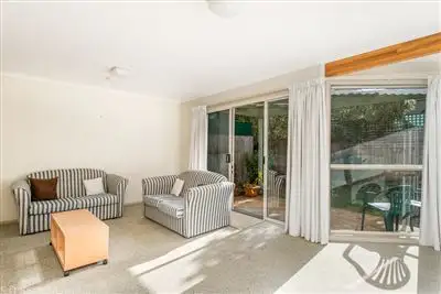 Fourth view of Homely unit listing, 2/8a McRobies Road, South Hobart TAS 7004