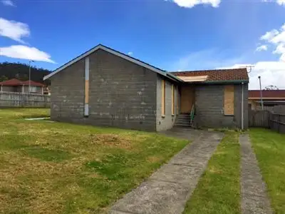 13 Duntroon Drive, Rokeby TAS 7019