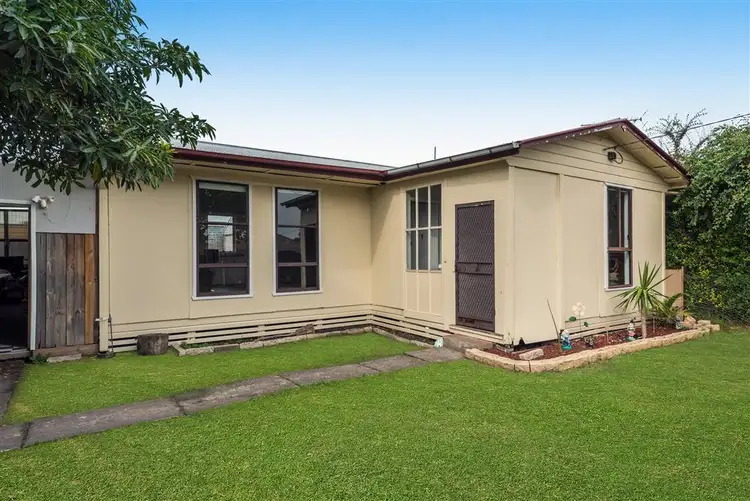 17 Bingara Avenue, Norlane VIC 3214