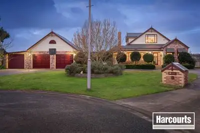 4 Ascot Court, Narre Warren North VIC 3804