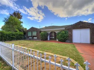 16 Clarice Street, Mandurah WA 6210