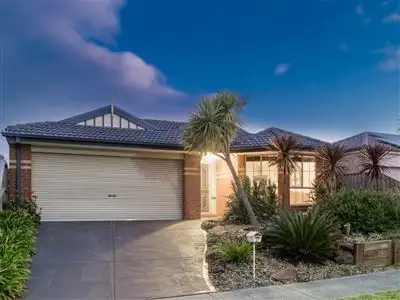 Main view of Homely house listing, 27 Penshurst Way, Cranbourne North VIC 3977