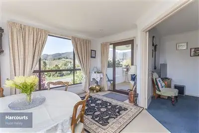 Fifth view of Homely house listing, 2 Pear Tree Close, Huonville TAS 7109