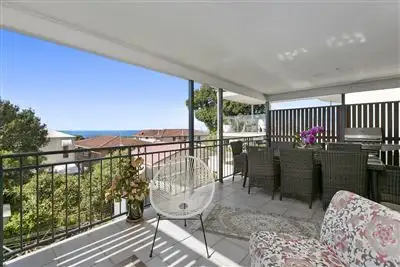 48 Carlton Tce, Wynnum QLD 4178
