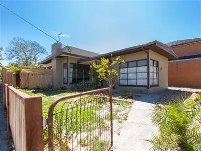 95 Beach Street, Frankston VIC