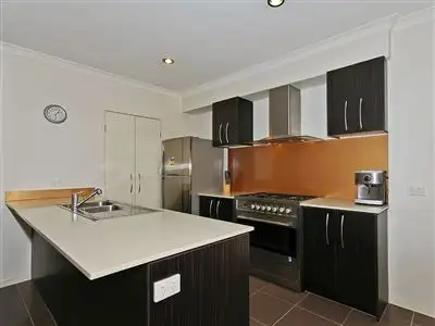 38 Menara Crescent, North Lakes QLD 4509