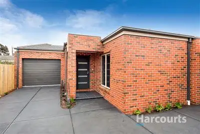 Main view of Homely unit listing, 2/19 Lloyd Avenue, Epping VIC 3076