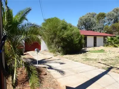 Second view of Homely house listing, 10 Hammond Avenue, Brahma Lodge SA 5109