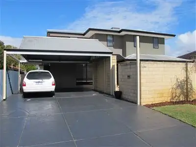 52 Gladstone Road, Leeming WA 6149