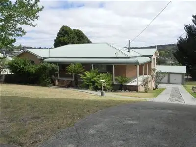 65E Croudace Street, Walcha NSW 2354