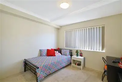 Fourth view of Homely unit listing, 8/41 Woodhouse Drive, Ambarvale NSW 2560