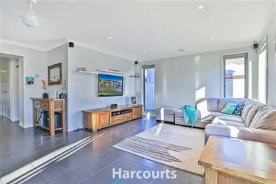 Fifth view of Homely house listing, 23 Salvia Avenue, Pakenham VIC 3810