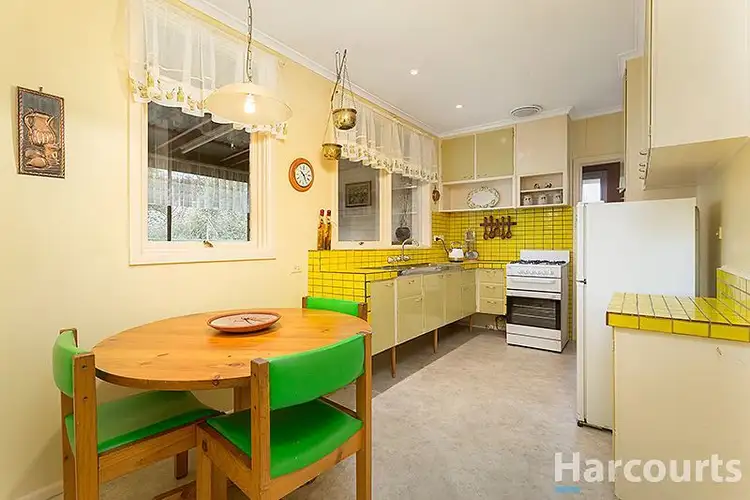 Fourth view of Homely house listing, 2 Wallabah Street, Mount Waverley VIC 3149