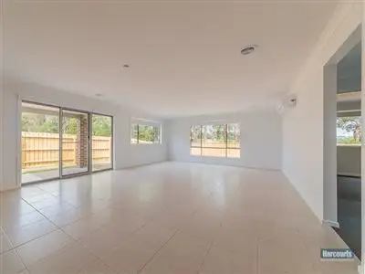 Fifth view of Homely house listing, 5 Gary Avenue, Drouin VIC 3818