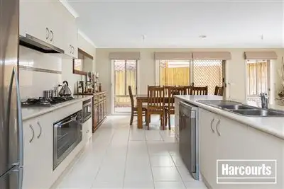Fifth view of Homely house listing, 12 Daventry Court, Berwick VIC 3806