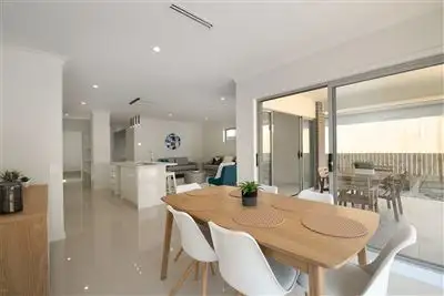 Second view of Homely house listing, 47 Ellen Street, Oxley QLD 4075