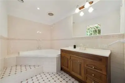 Fourth view of Homely house listing, 18 Gairloch Drive, Frankston VIC 3199
