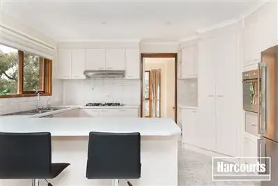 Fifth view of Homely house listing, 3 Mallee Court, Berwick VIC 3806