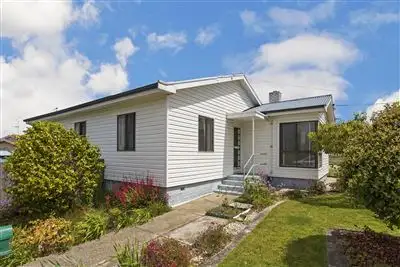 17 Treherne Street, Mayfield TAS 7248