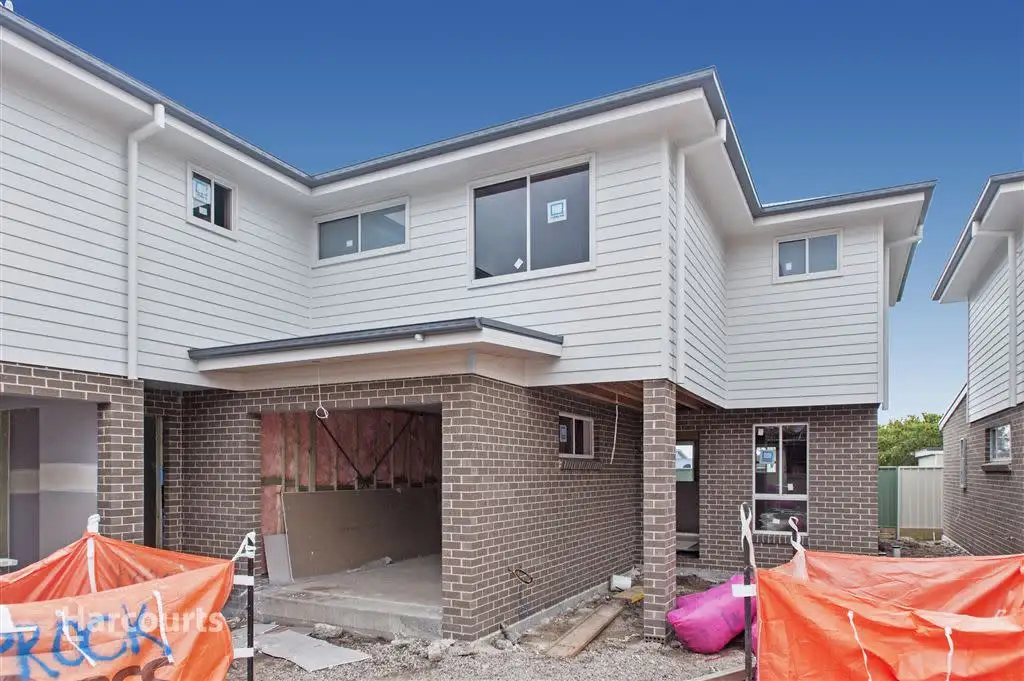 Main view of Homely house listing, 4/3 Amaral Avenue, Albion Park NSW 2527