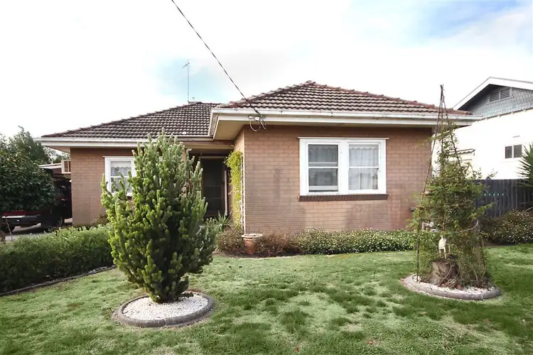 6 Anderson Street, Bairnsdale VIC 3875