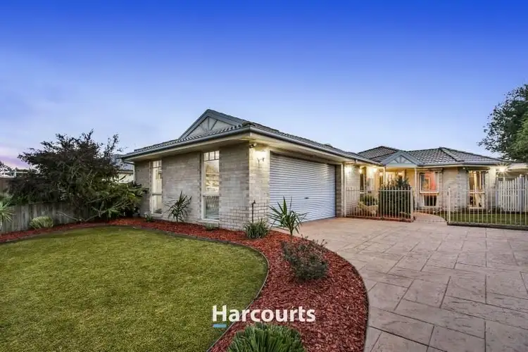 27 Wood Road, Narre Warren South VIC 3805